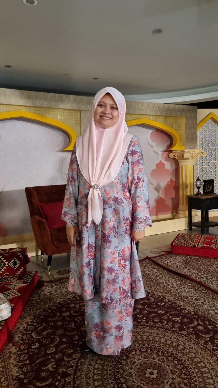 USTAZAH NORMALINA ALIAS