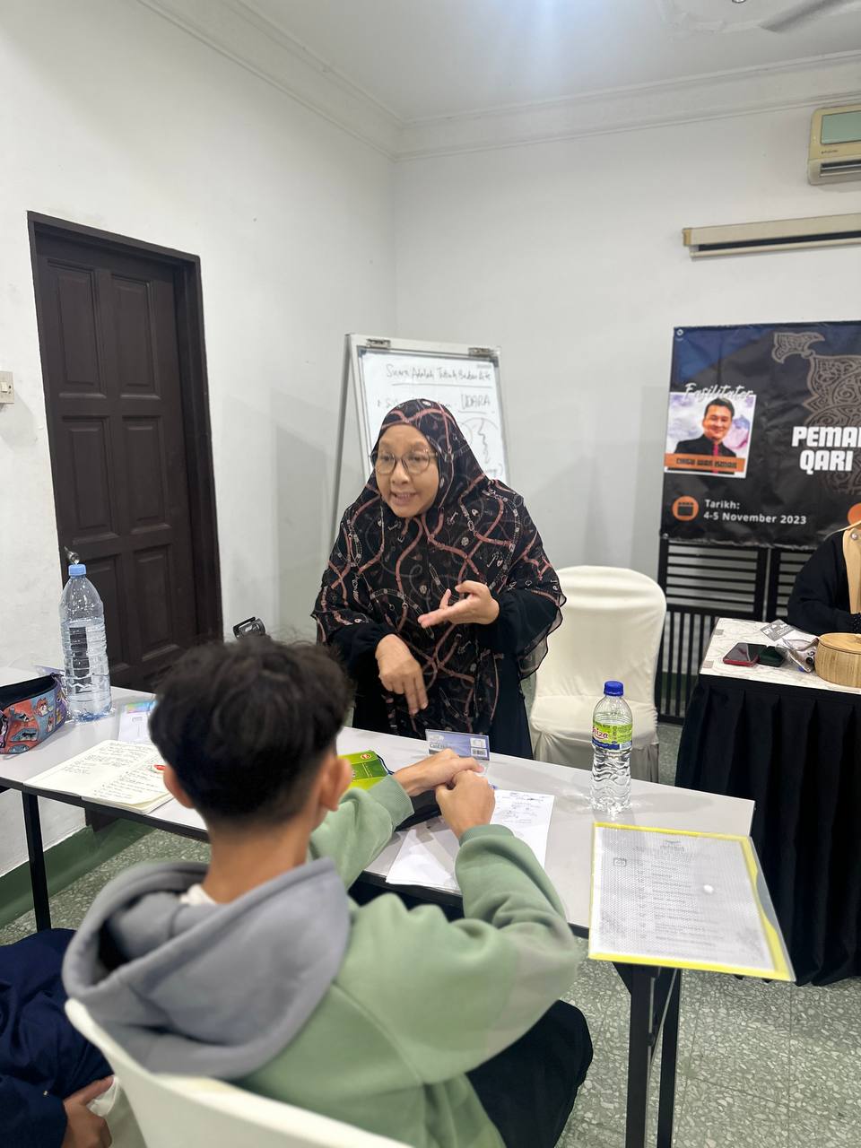 Cikgu Siti Hajar